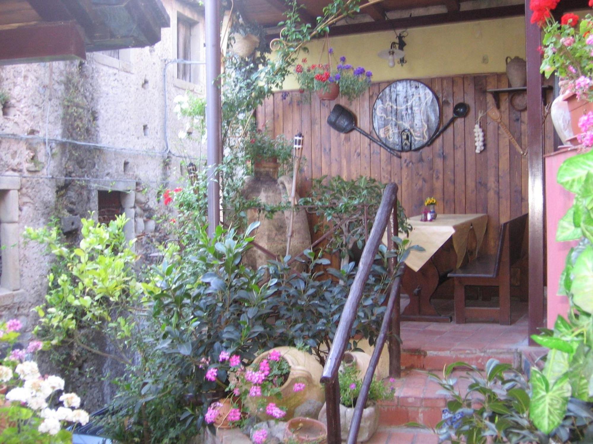 Albergo Diffuso Borgo Santa Caterina "Vintage" Castiglione De Sicilia Εξωτερικό φωτογραφία